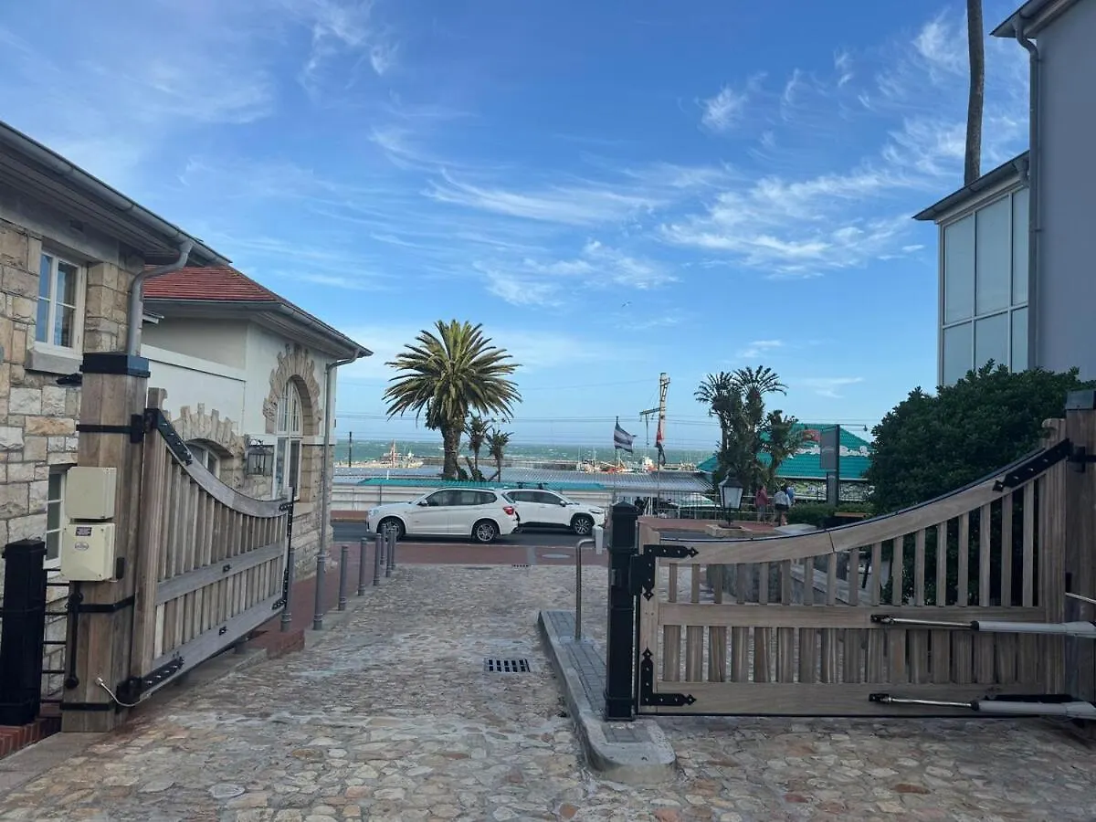 Kalk Bay Condo At The Majestic Holiday home