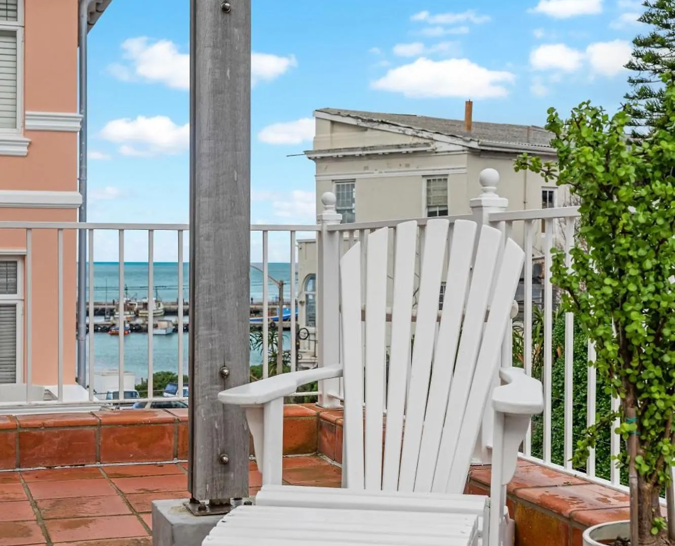 Kalk Bay Condo At The Majestic Holiday home Kalk Bay