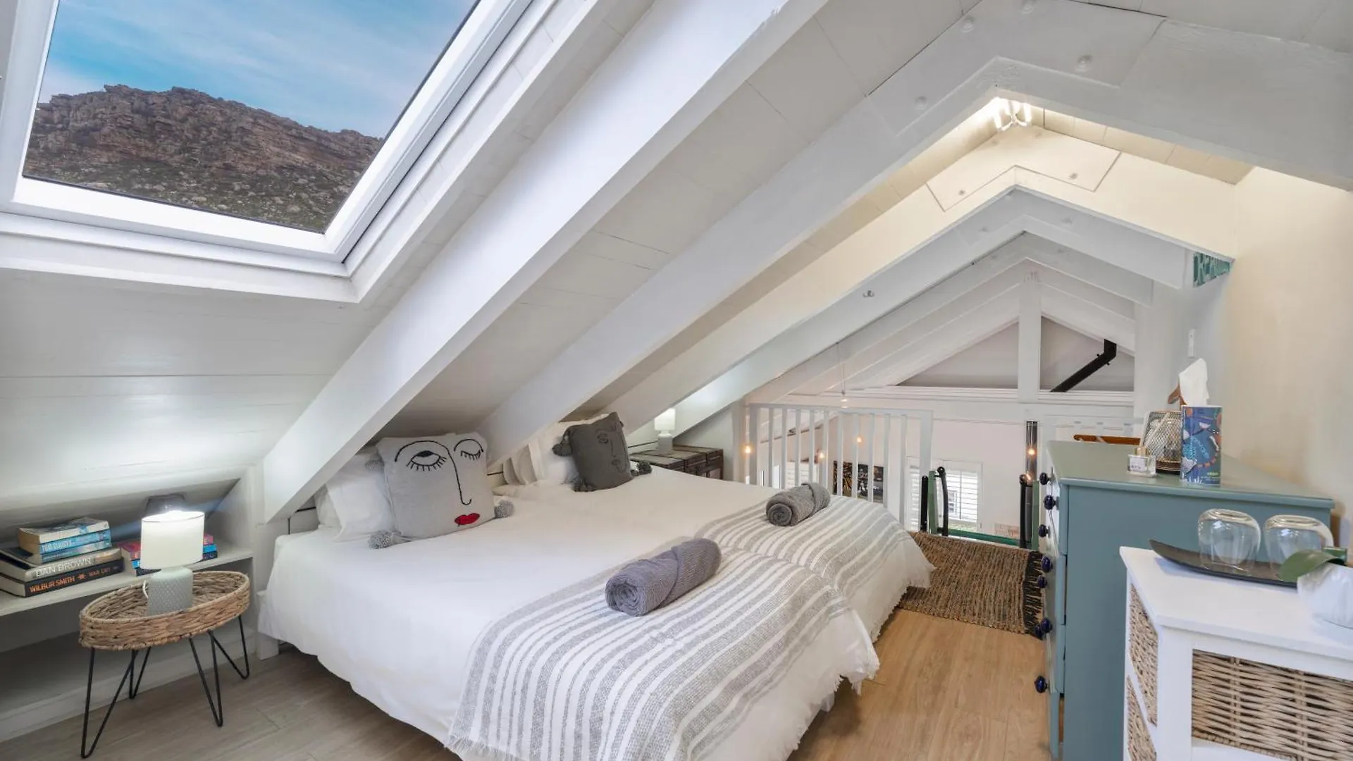 Kalk Bay Condo At The Majestic Holiday home Kalk Bay
